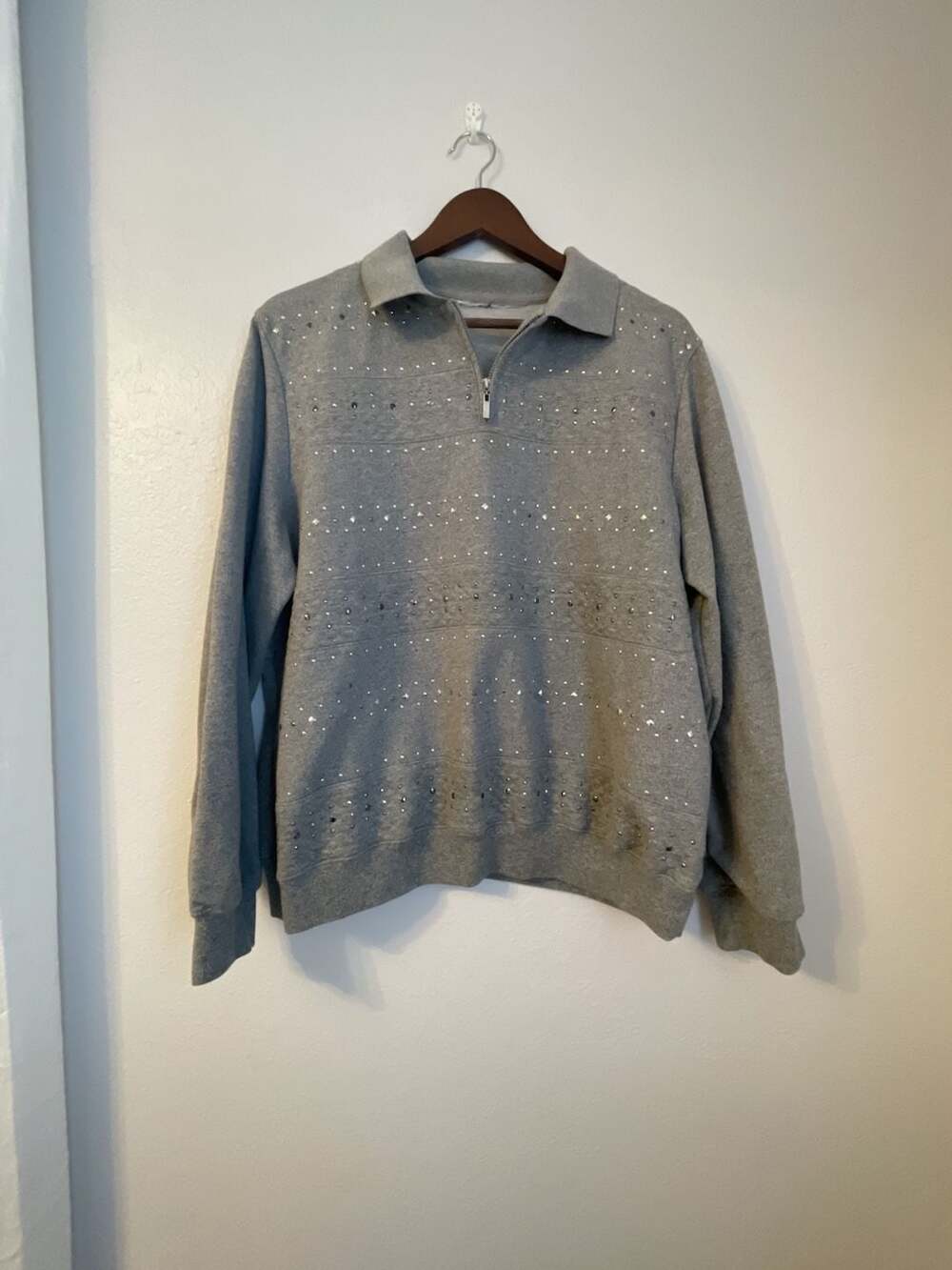 Rails Grey Embellished Quarter Zip Sweatshirt
Women’s XL
Cottagecore
